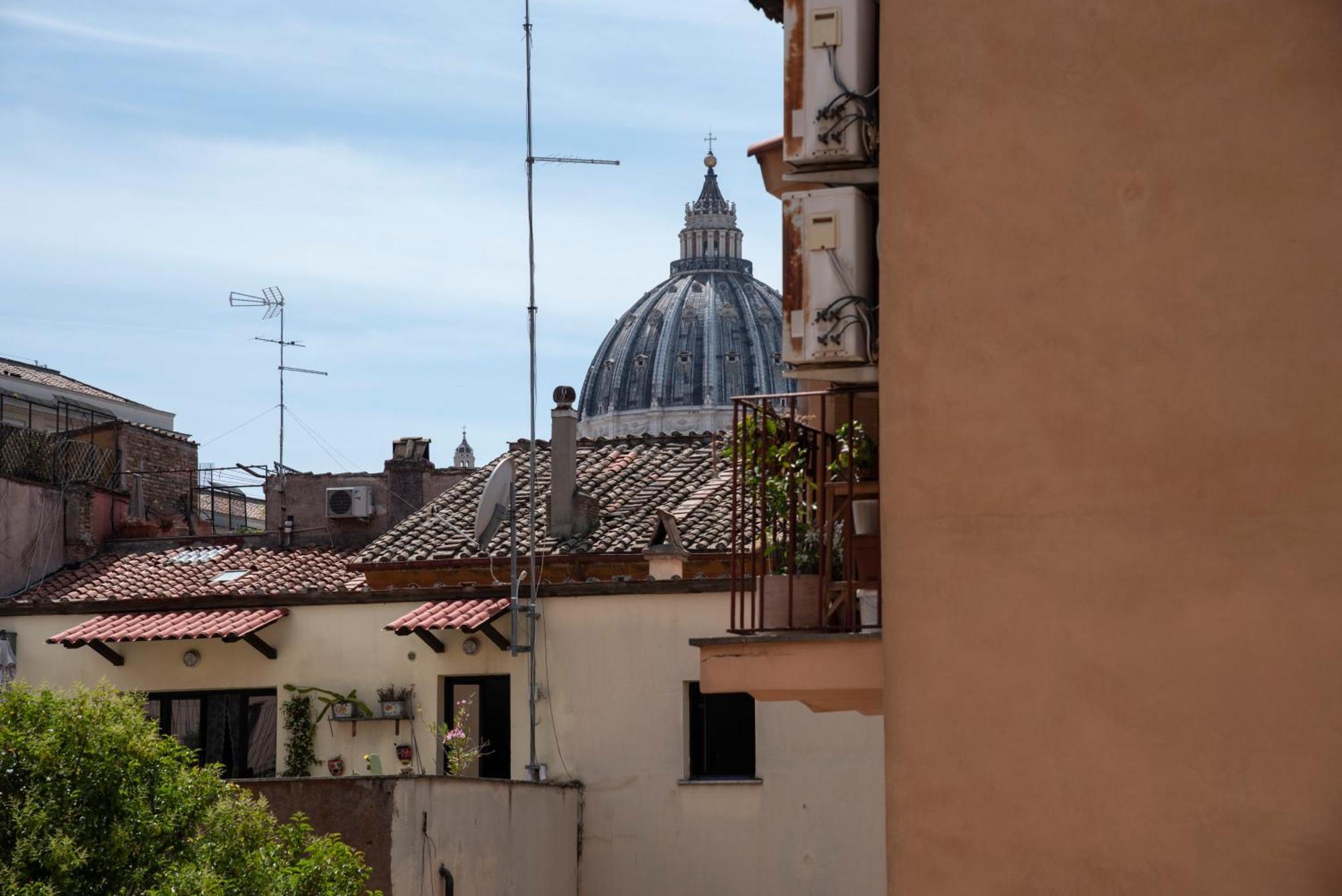 Vatican Boutique Apartment With St Peters Dome View Roma Eksteriør bilde